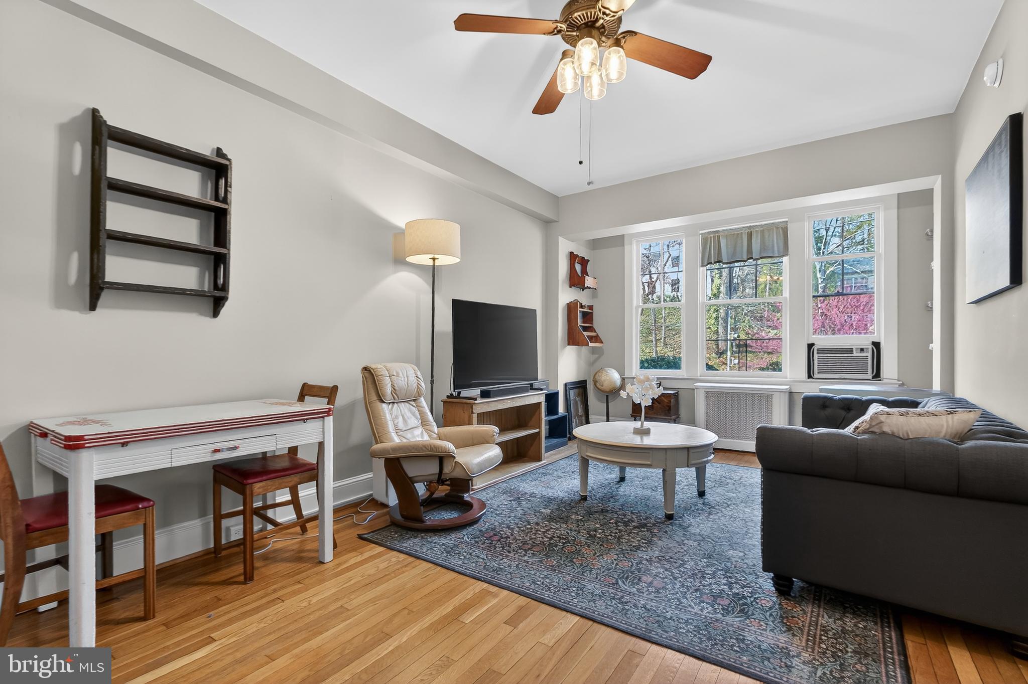 3022 Porter Street Northwest, Unit 102 Washington, DC 20008 - Photo 4 of 30