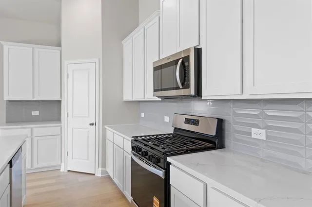 $429,990 | 4517 Brentfield Drive, Crowley, TX 76036