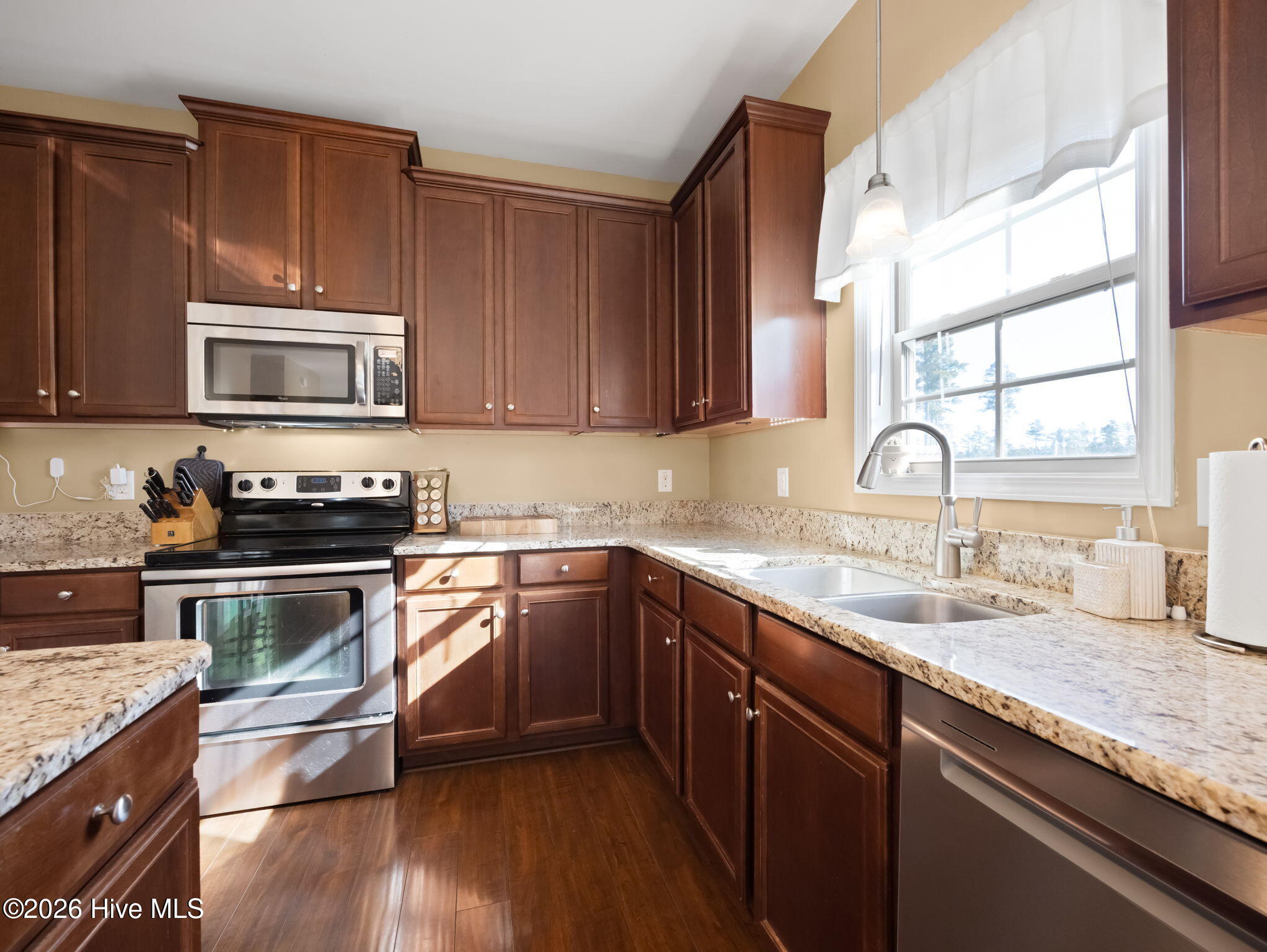 303 Merrick Way Hubert, NC 28539 - Photo 11 of 57 8-web-or-mls-303 Merrick Way 16