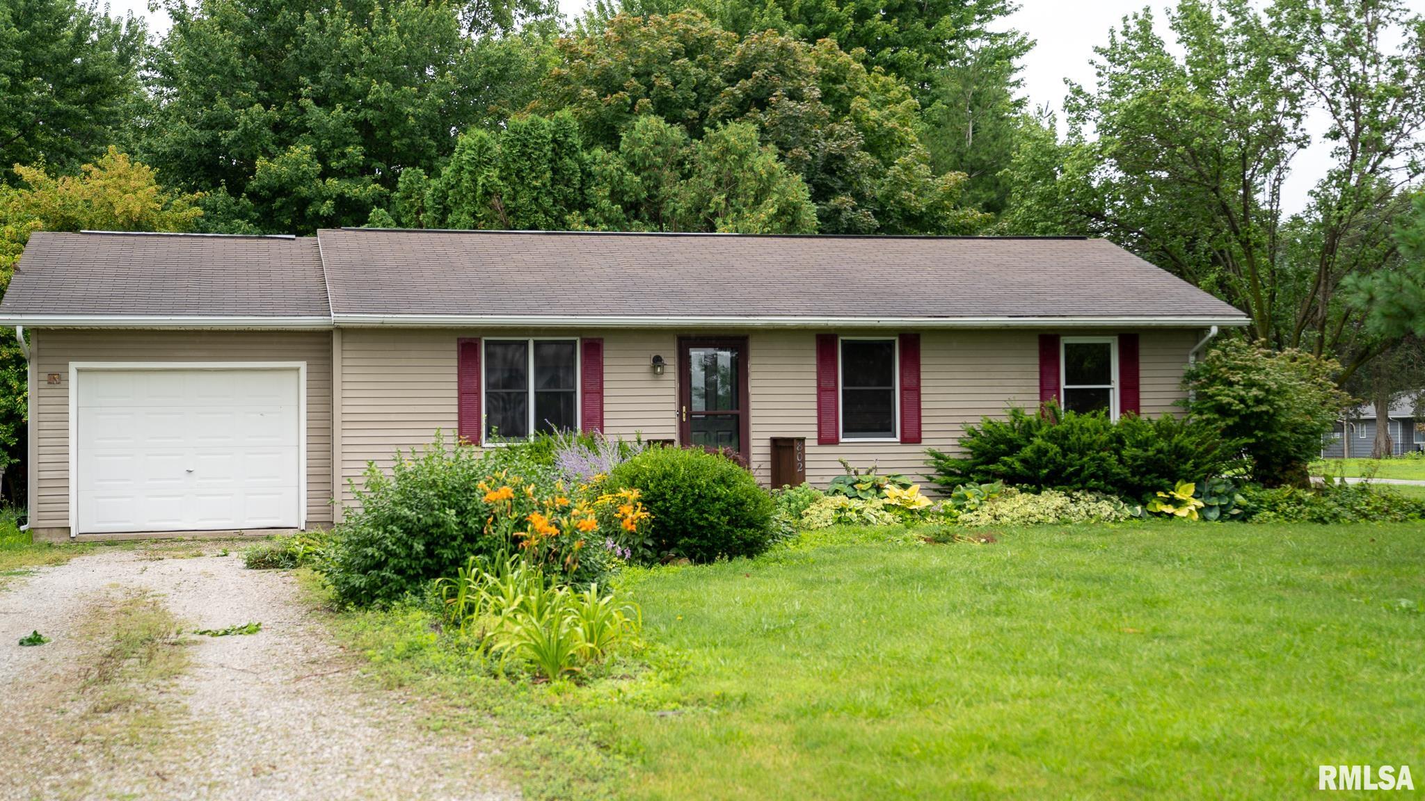 802 Winters Street Augusta, IL 62311 - Photo 1 of 38 Gallery Image 1