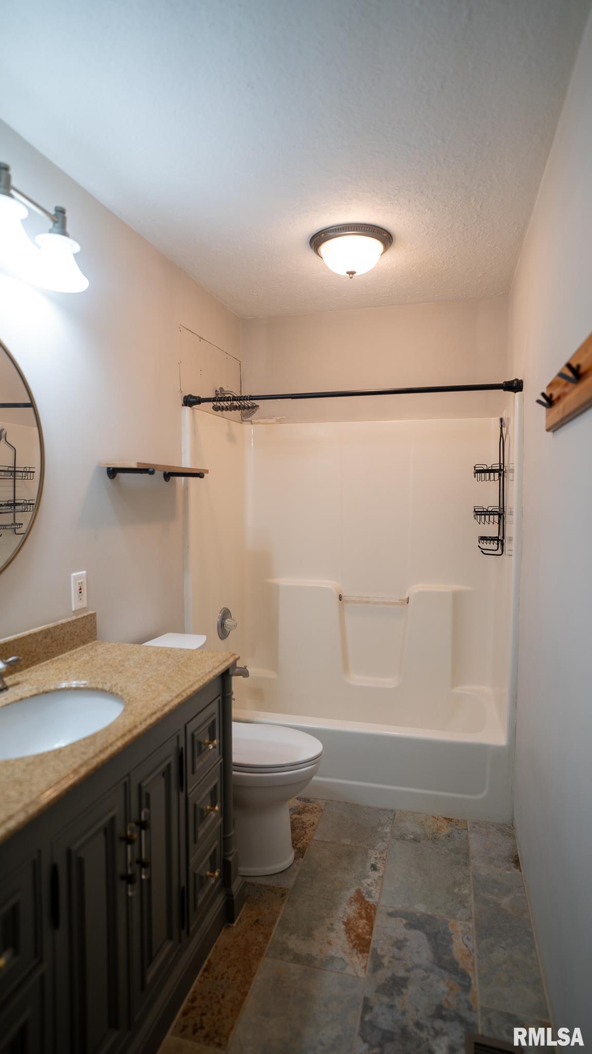 802 Winters Street Augusta, IL 62311 - Photo 17 of 38 Gallery Image 17