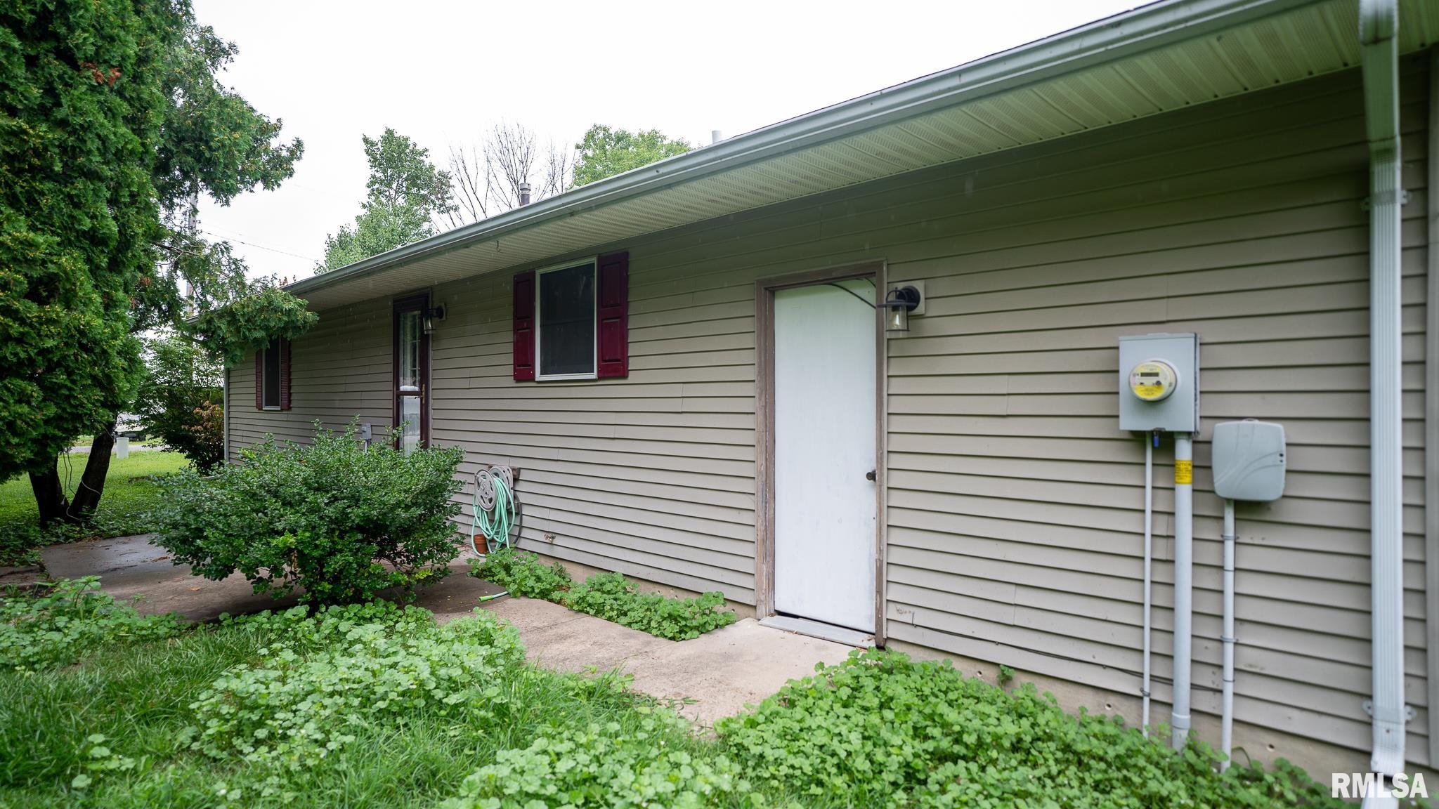 802 Winters Street Augusta, IL 62311 - Photo 28 of 38 Gallery Image 28