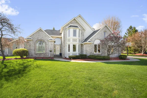 $799,000 | 5770 Golden Rain Lane, New Berlin, WI 53151