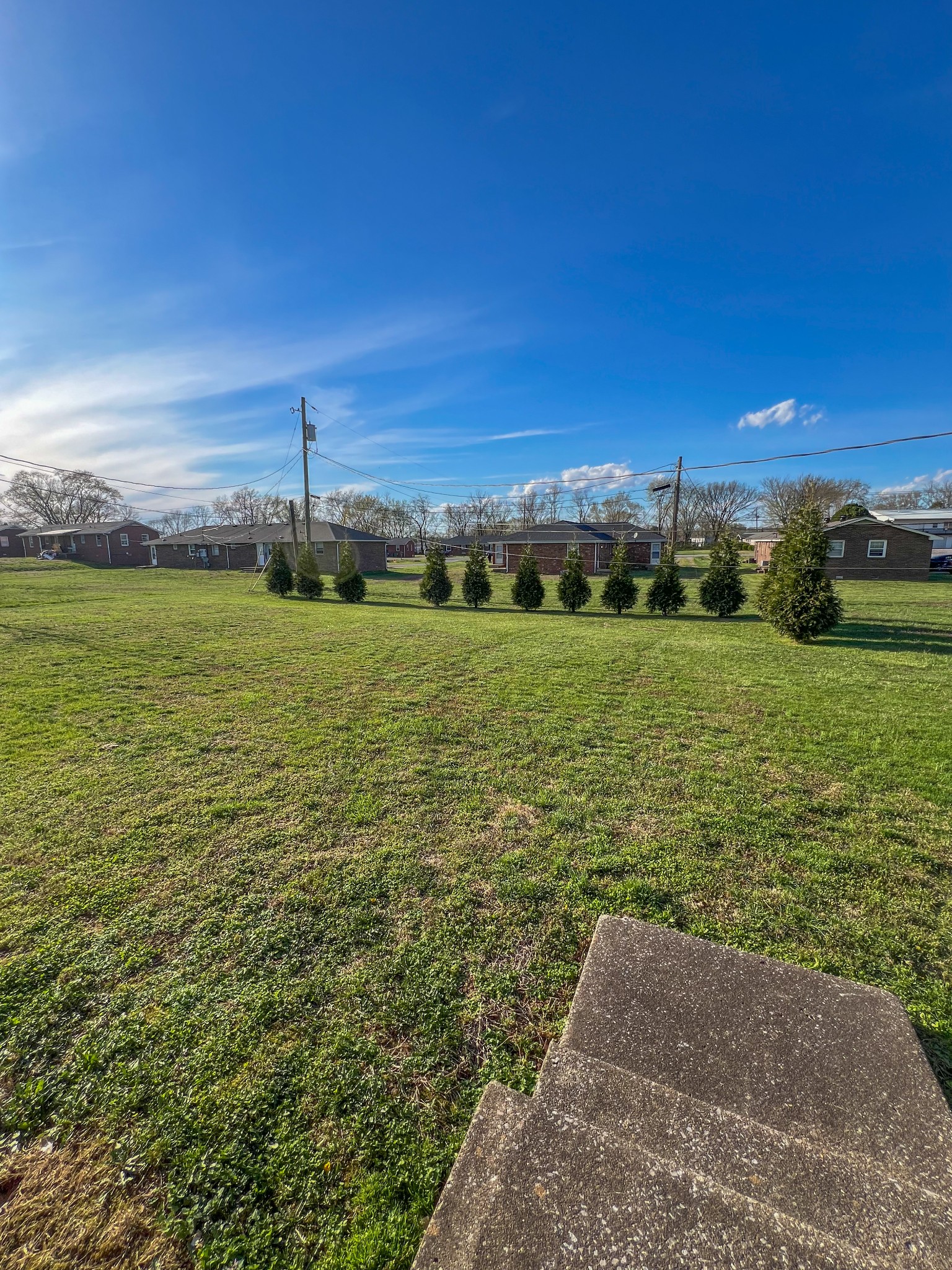 135 Airport Road, Unit C Clarksville, TN 37042 - Photo 14 of 16 a view of an ocean from a building