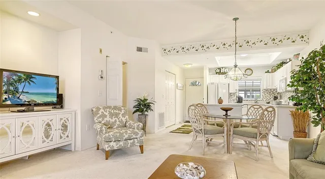 $4,500 | 8350 Wingate Drive, Unit 913, Sarasota, FL 34238