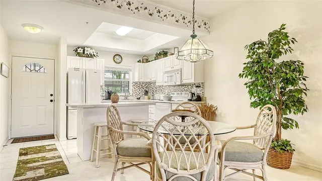 $4,500 | 8350 Wingate Drive, Unit 913, Sarasota, FL 34238