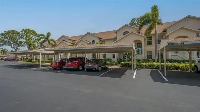 $4,500 | 8350 Wingate Drive, Unit 913, Sarasota, FL 34238