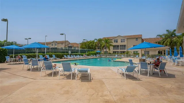 $4,500 | 8350 Wingate Drive, Unit 913, Sarasota, FL 34238