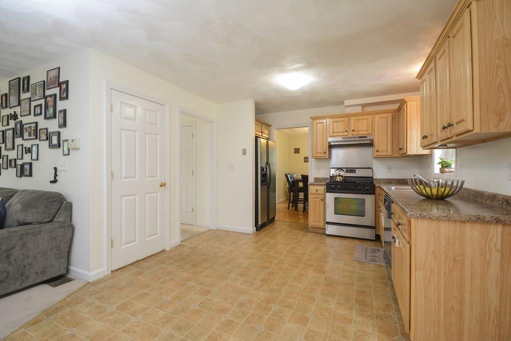 117 Charant Road Lowell, MA 01854 - Photo 10 of 30