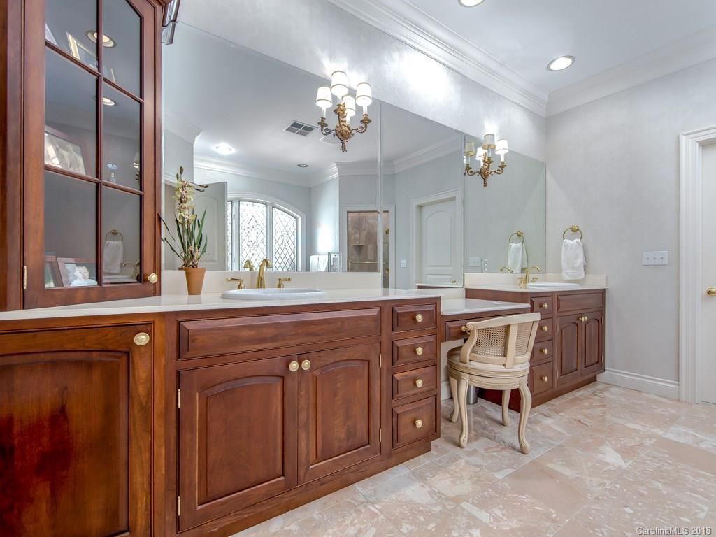 22 Busbee Road Biltmore Forest, NC 28803 - Photo 20 of 35 Gallery Image 20
