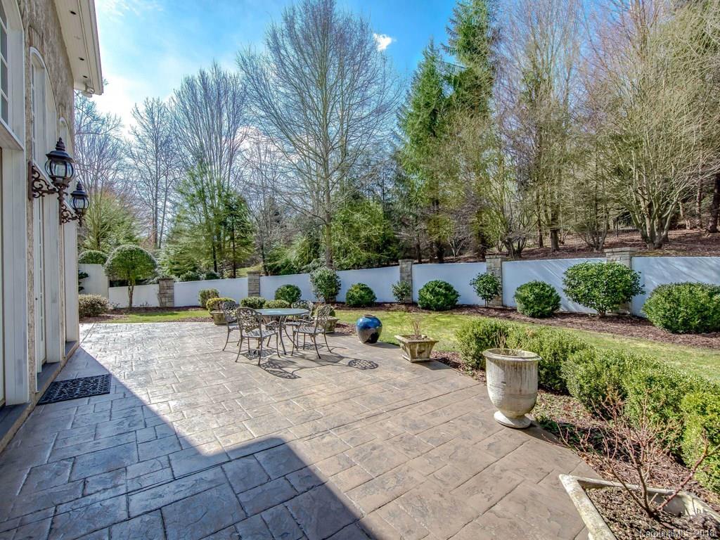 22 Busbee Road Biltmore Forest, NC 28803 - Photo 29 of 35 Gallery Image 29