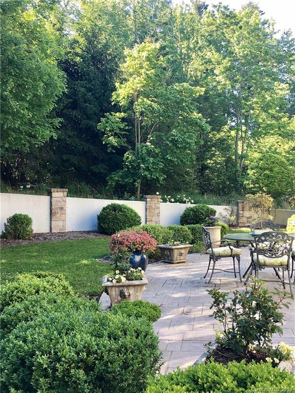 22 Busbee Road Biltmore Forest, NC 28803 - Photo 31 of 35 Gallery Image 31