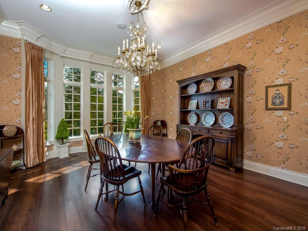 22 Busbee Road Biltmore Forest, NC 28803 - Photo 8 of 35 Gallery Image 8