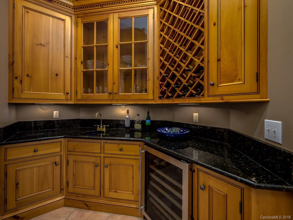 22 Busbee Road Biltmore Forest, NC 28803 - Photo 9 of 35 Gallery Image 9