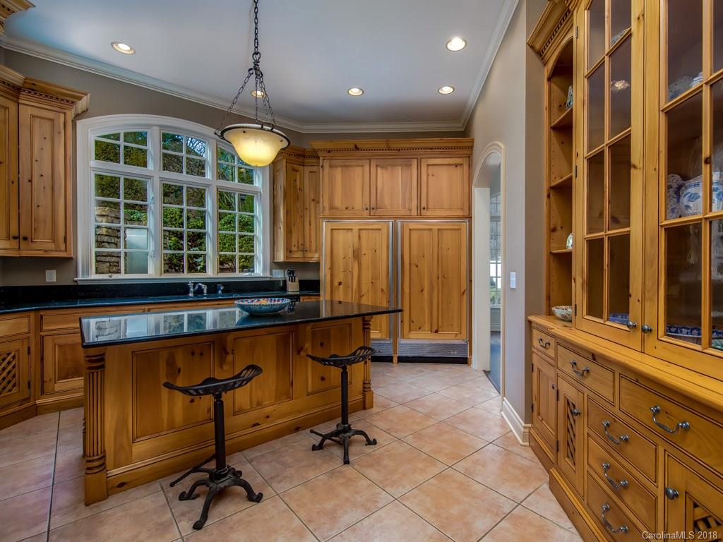22 Busbee Road Biltmore Forest, NC 28803 - Photo 10 of 35 Gallery Image 10