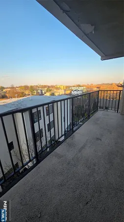 $1,800 | 1 Wall Street, Unit 5C, Fort Lee, NJ 07024