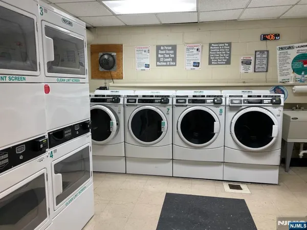 $1,800 | 1 Wall Street, Unit 5C, Fort Lee, NJ 07024