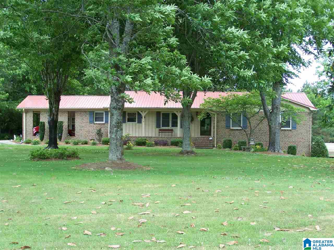 1595 Robin Hill Road Oneonta, AL 35121 - Photo 1 of 48