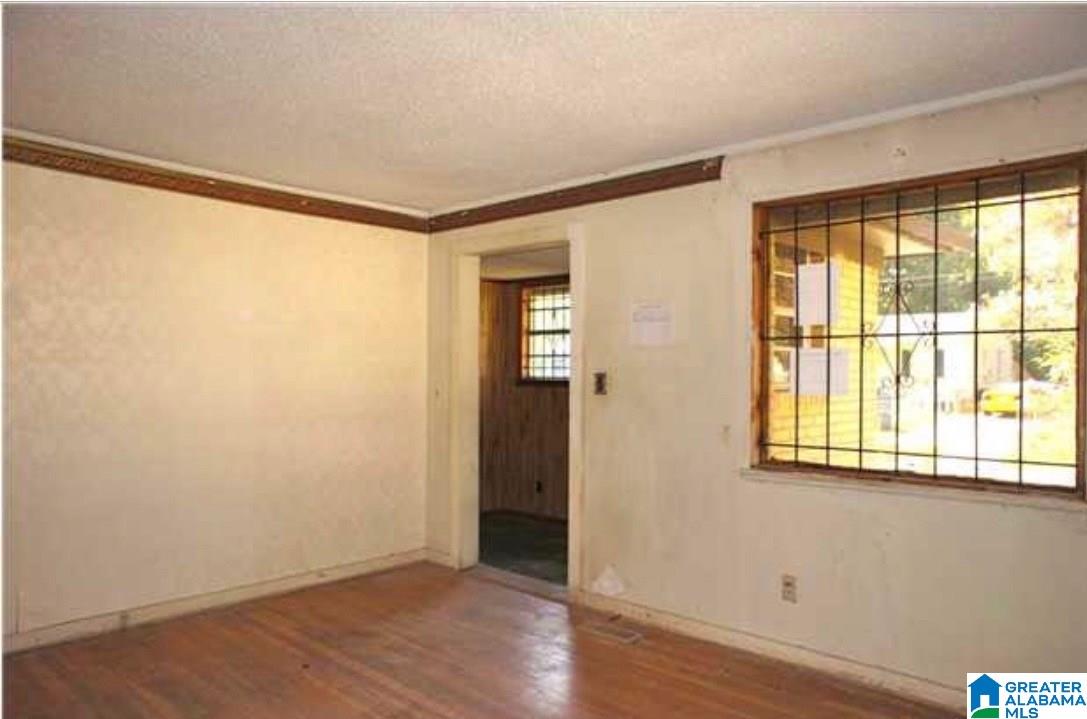1809 Alemeda Avenue Birmingham, AL 35211 - Photo 2 of 10