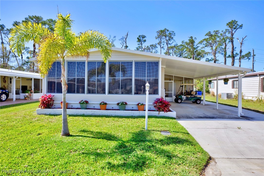 1554 Caribbean Road Sebring, FL 33870 - Photo 2 of 45 Gallery Image 2