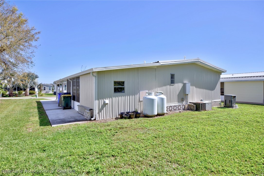 1554 Caribbean Road Sebring, FL 33870 - Photo 33 of 45 Gallery Image 33