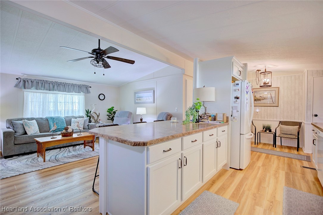 1554 Caribbean Road Sebring, FL 33870 - Photo 9 of 45 Gallery Image 9