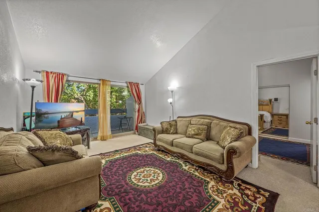 $329,000 | 1350 North Escondido Boulevard, Unit 22, Escondido, CA 92026