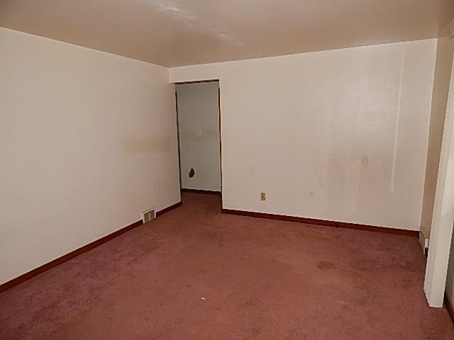 3724 Willett Road Baldwin, PA 15227 - Photo 2 of 20 Gallery Image 2