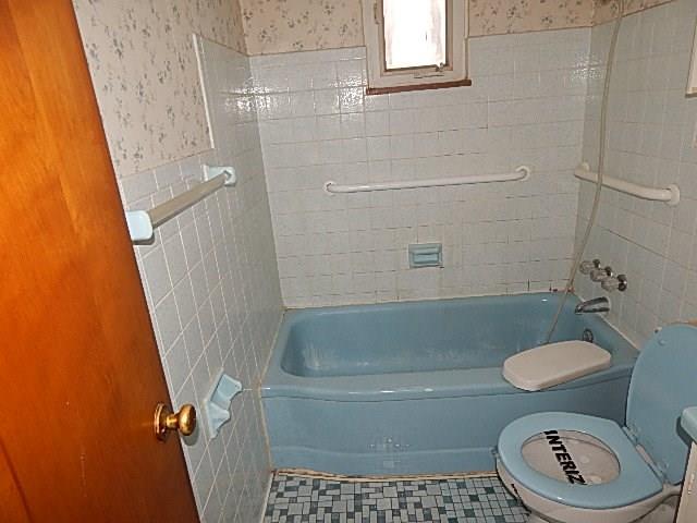 3724 Willett Road Baldwin, PA 15227 - Photo 7 of 20 Gallery Image 7