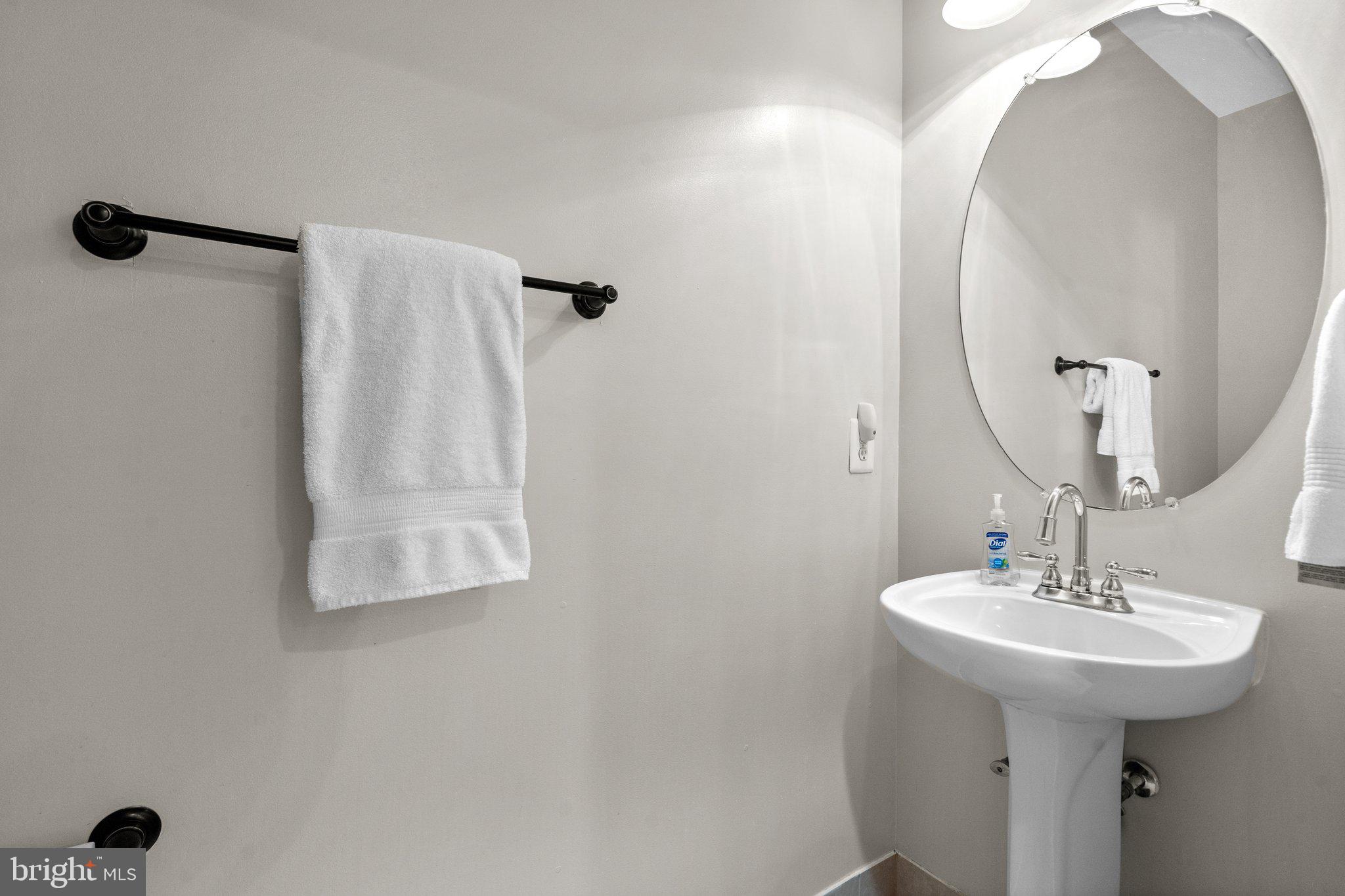 14334 Ashleigh Greene Road Boyds, MD 20841 - Photo 28 of 63 Main-Level Half Bathroom