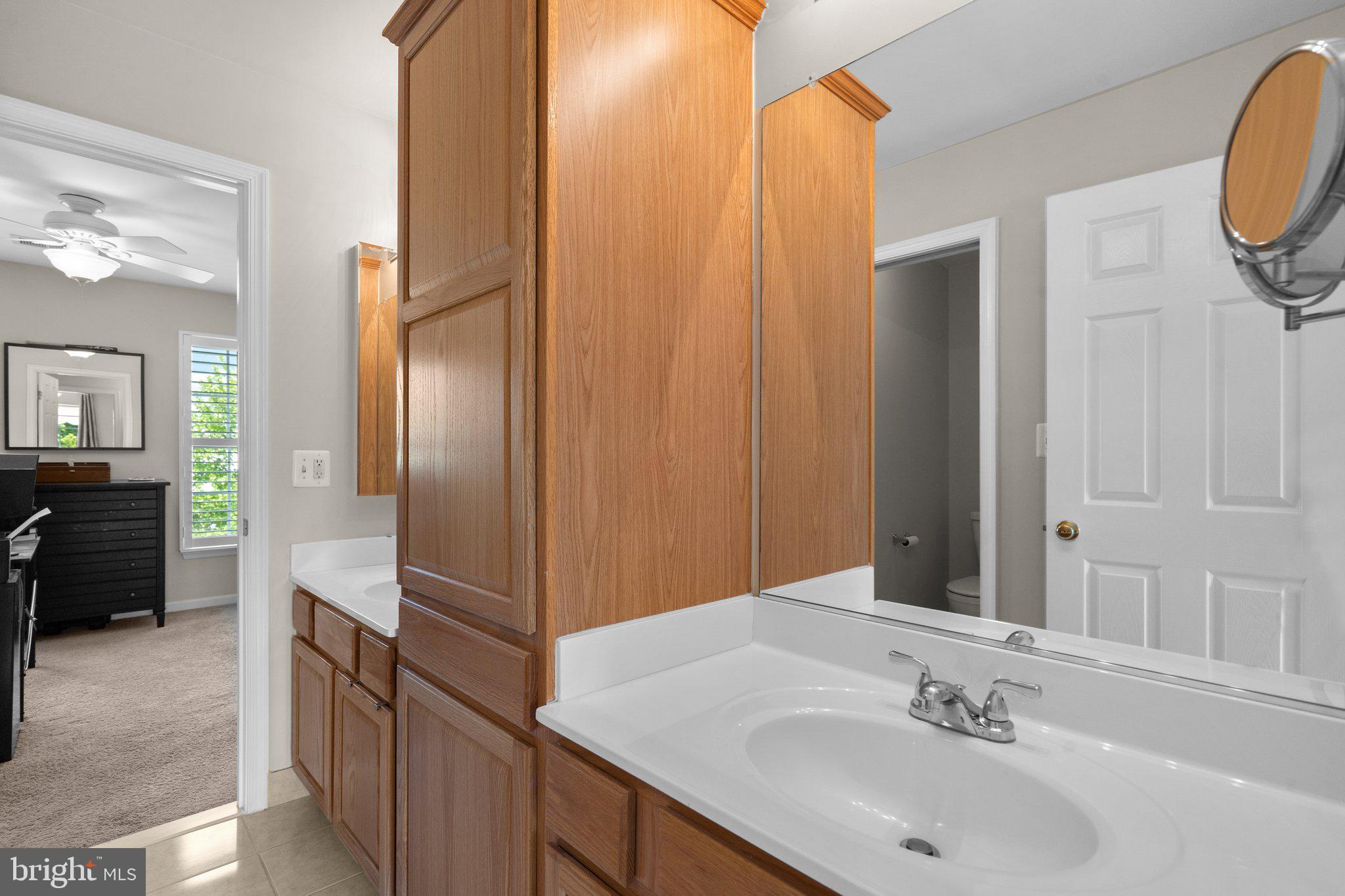 14334 Ashleigh Greene Road Boyds, MD 20841 - Photo 33 of 63 Shared Bathroom for Bedrooms #2 & #3