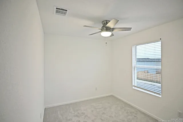 $1,425 | 12015 Floral Blossom, Converse, TX 78109