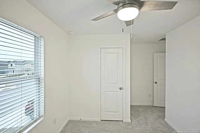 $1,425 | 12015 Floral Blossom, Converse, TX 78109