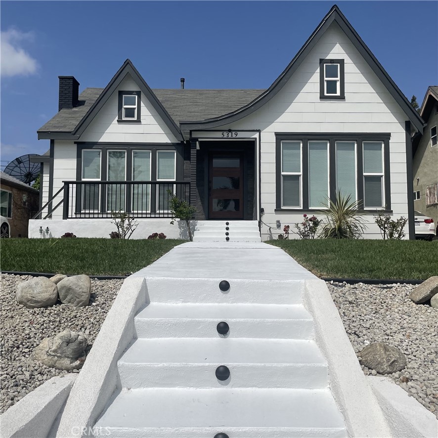 5319 South Victoria Ave  