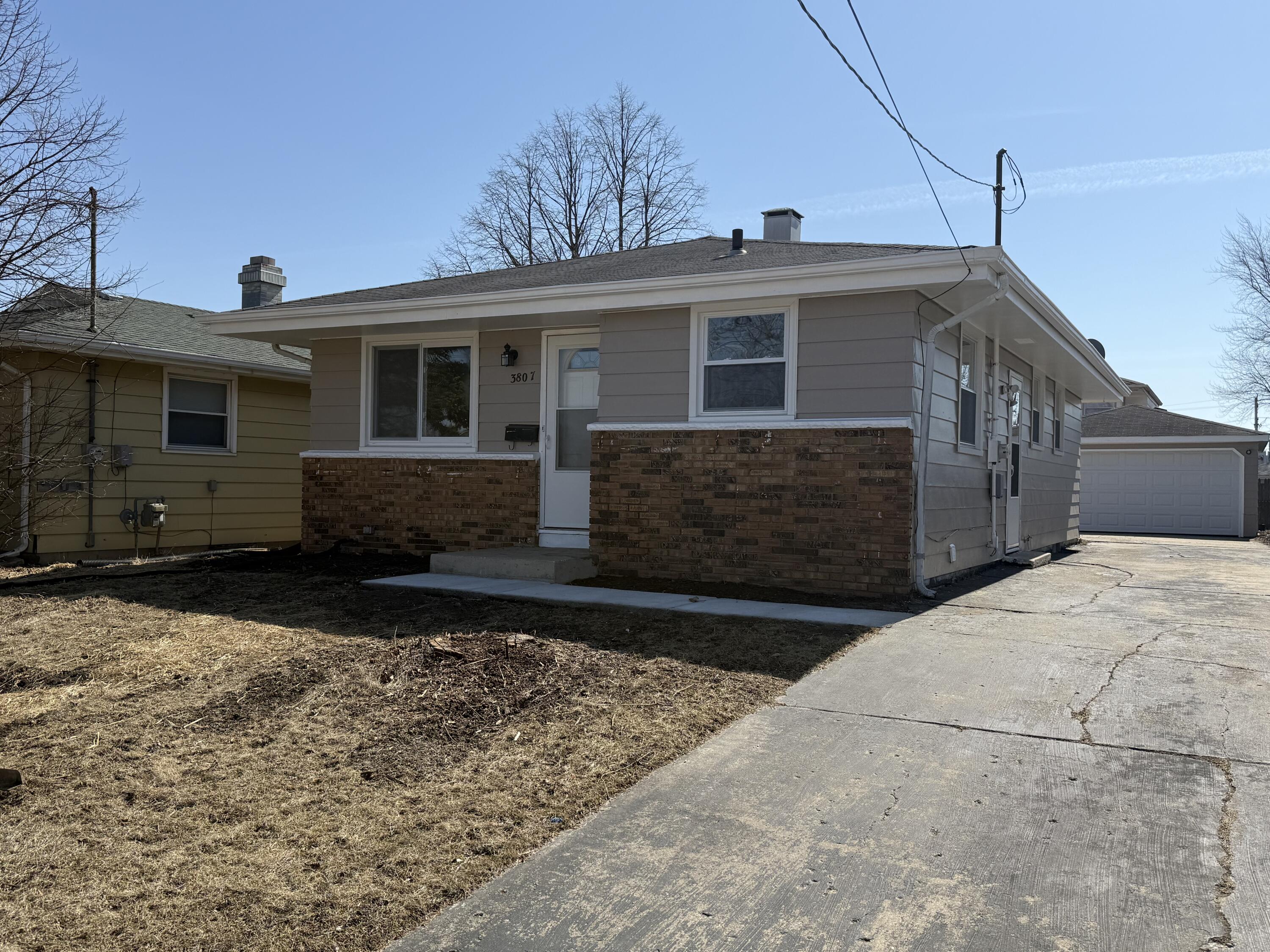 3807 19th Street Racine, WI 53405 - Photo 1 of 1 IMG_2519