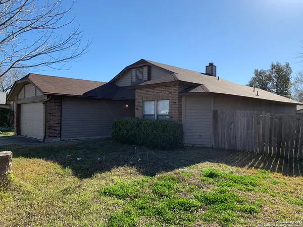 $1,395 | 7534 Longing Trail, San Antonio, TX 78244