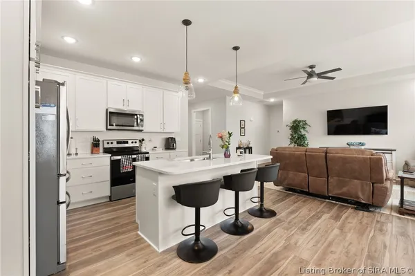 $319,900 | 4114 Tudor Trail, New Albany, IN 47150