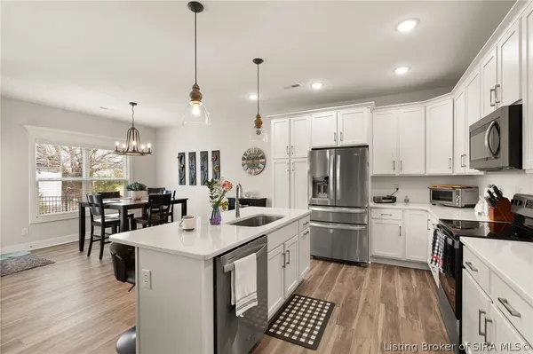 $319,900 | 4114 Tudor Trail, New Albany, IN 47150
