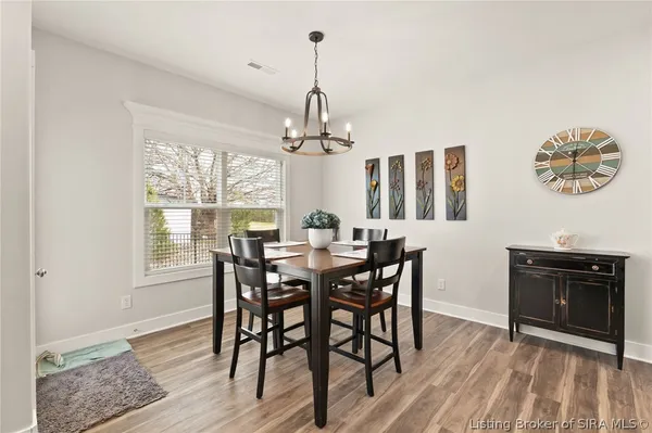 $319,900 | 4114 Tudor Trail, New Albany, IN 47150