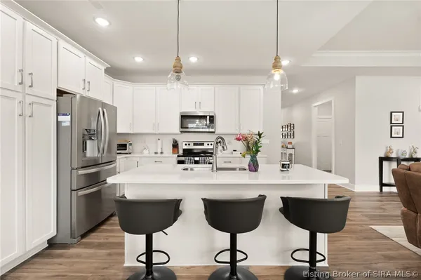 $319,900 | 4114 Tudor Trail, New Albany, IN 47150