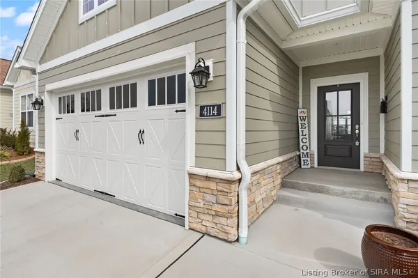 $319,900 | 4114 Tudor Trail, New Albany, IN 47150
