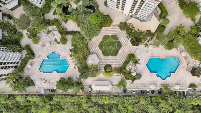 $1,349,000 | 1121 Crandon Boulevard, Unit D706, Key Biscayne, FL 33149