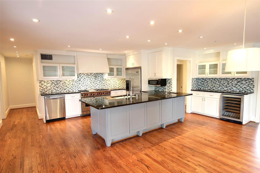 7614 Azalea Lane Dallas, TX 75230 - Photo 13 of 35