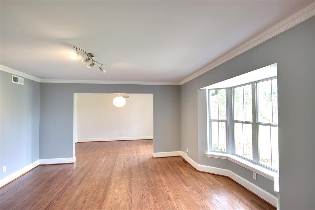 7614 Azalea Lane Dallas, TX 75230 - Photo 3 of 35