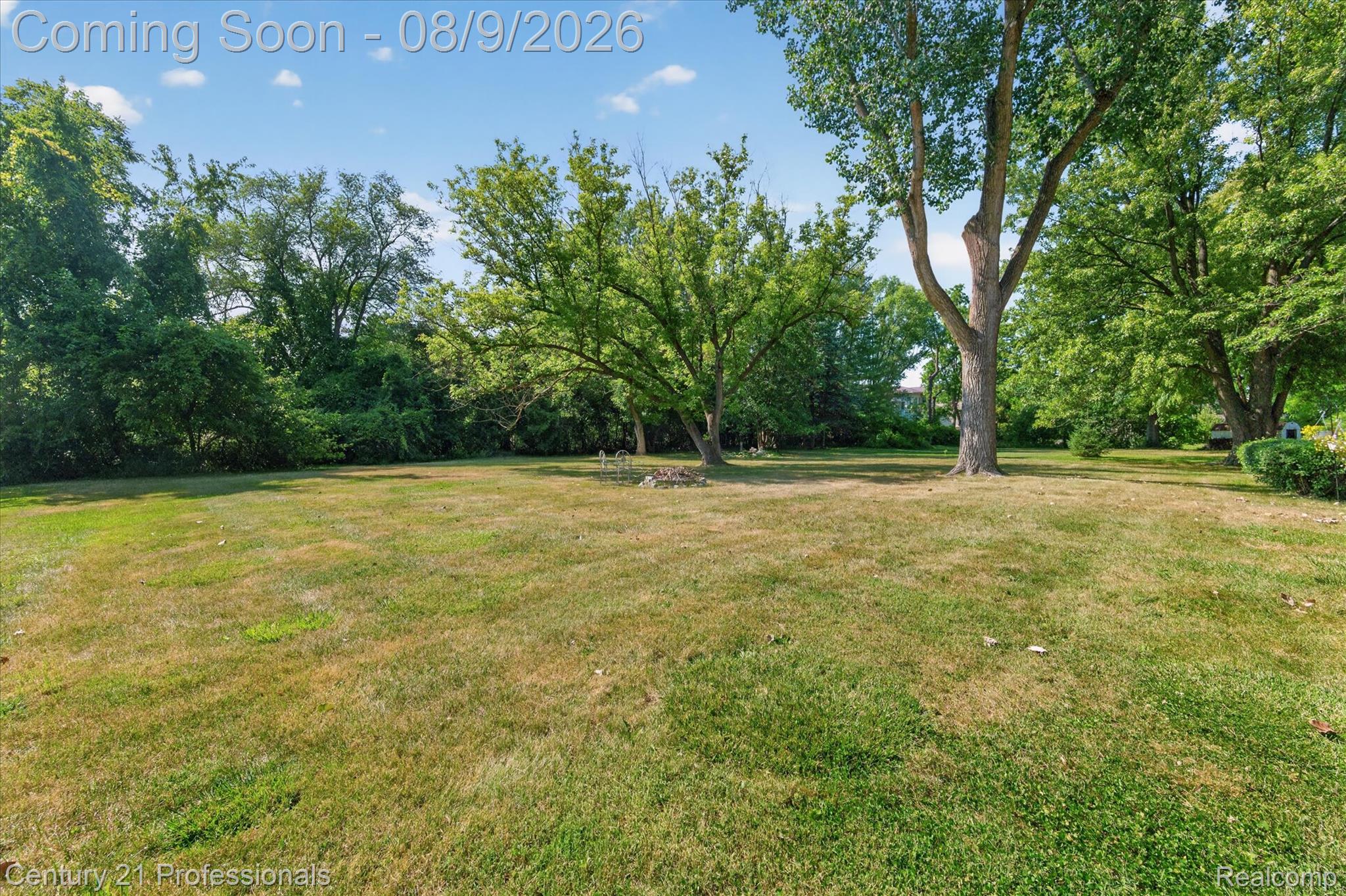 3425 McClure Road Troy, MI 48084 - Photo 33 of 34 Picturesque views