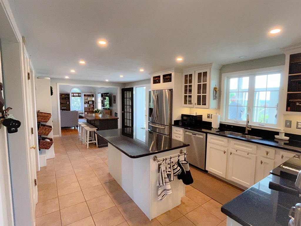 64 Central Tree Road Rutland, MA 01543 - Photo 7 of 41 Gallery Image 7
