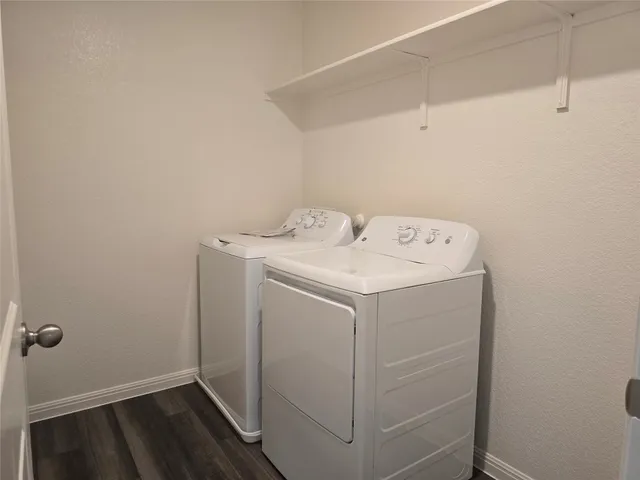 $2,495 | 121 Blazilmar Lane, Taylor, TX 76574