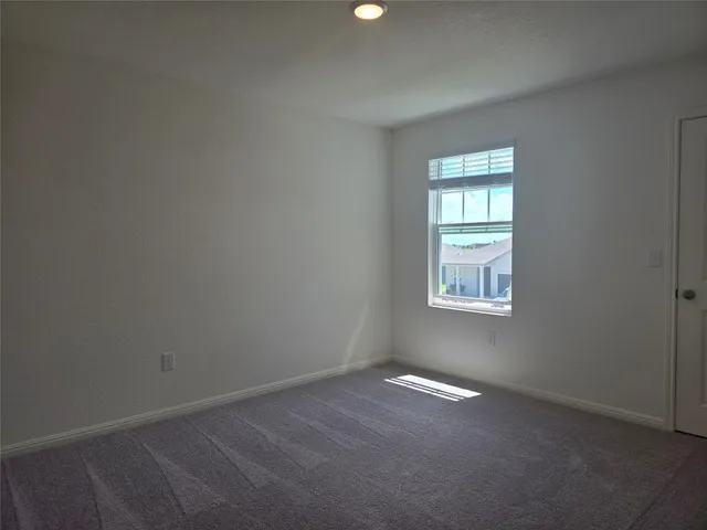 $2,495 | 121 Blazilmar Lane, Taylor, TX 76574