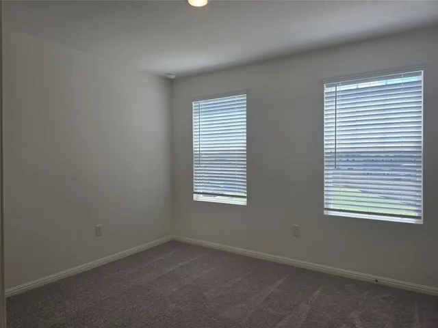 $2,495 | 121 Blazilmar Lane, Taylor, TX 76574