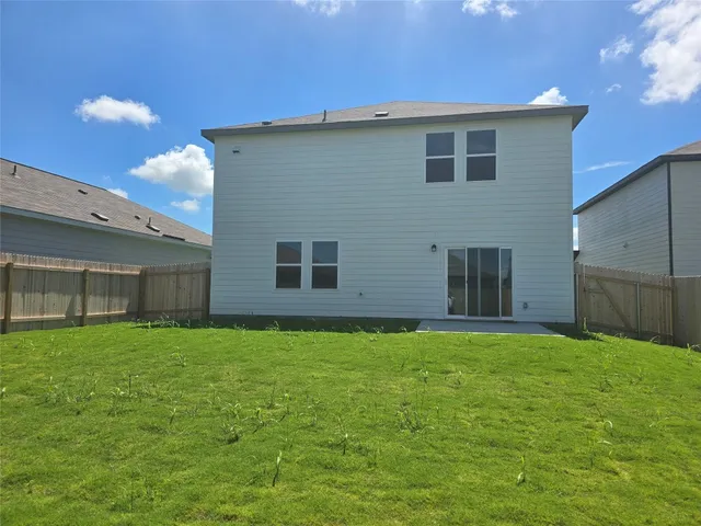 $2,495 | 121 Blazilmar Lane, Taylor, TX 76574